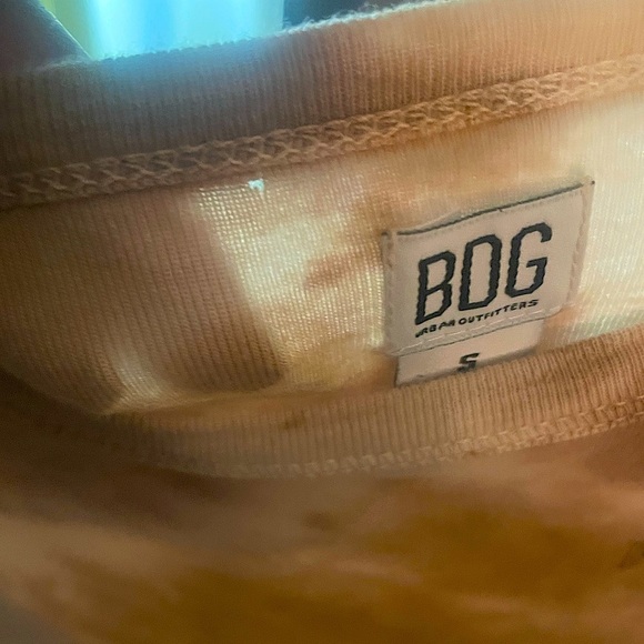 BDG Jeans (Size Small) Cropped Tie-Dye Crewneck Shirt in Brown and Cream - Picture 9 of 10